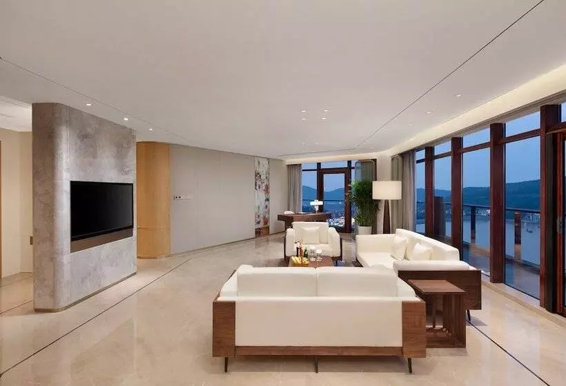 ホテル Crowne Plaza Zhoushan Seaview, An Ihg