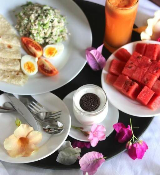 هتل Dacha Thoddoo