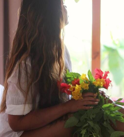 هتل Dacha Thoddoo