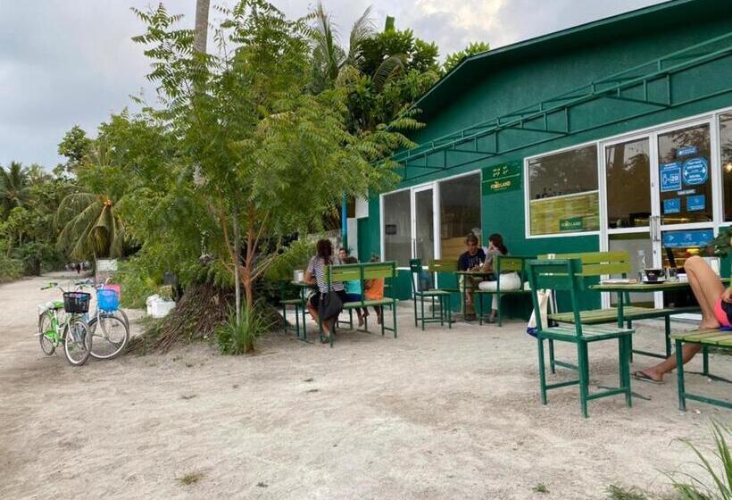 هتل Dacha Thoddoo