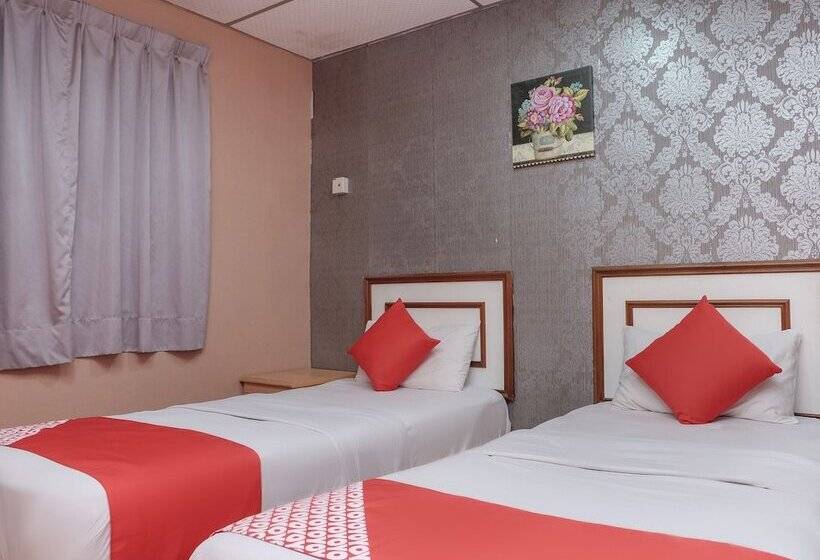 בית מלון כפרי Oyo 90167 Tiara