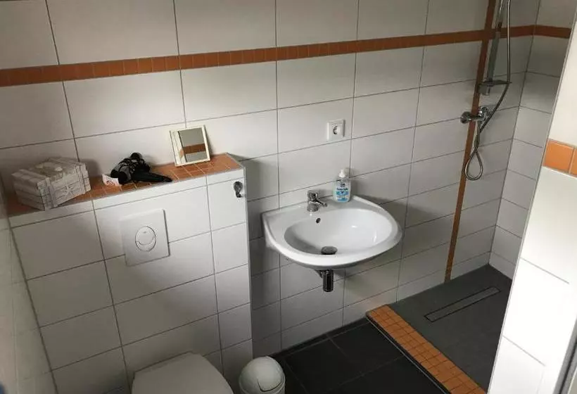 Aamiaismajoitus (B&B) Schiffsherberge Müllrose