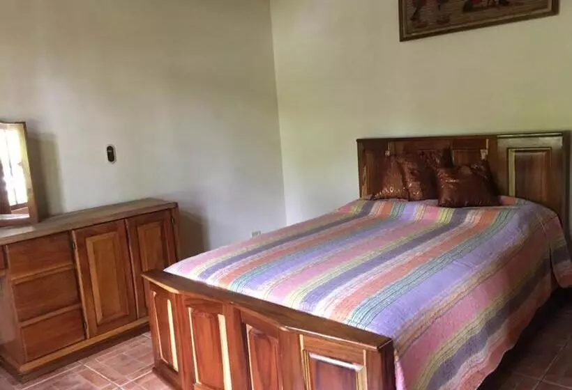 Casa Cora Bed And Breakfast