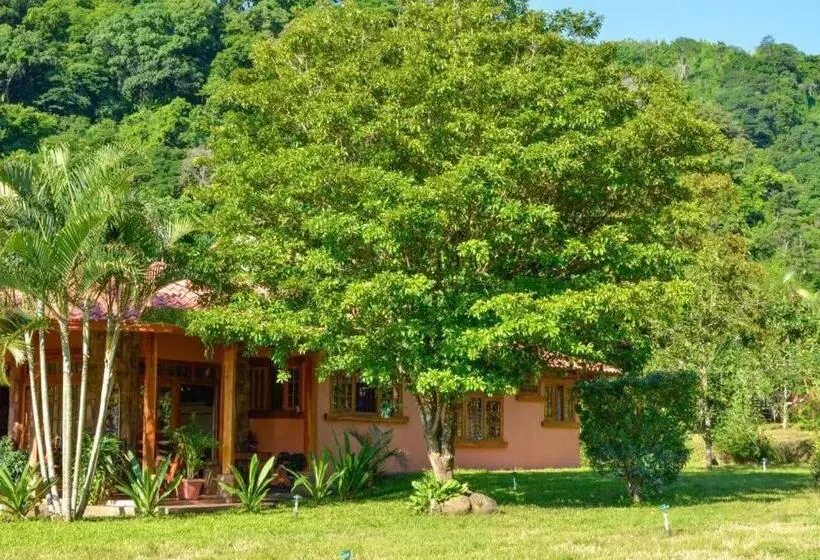 Casa Cora Bed And Breakfast