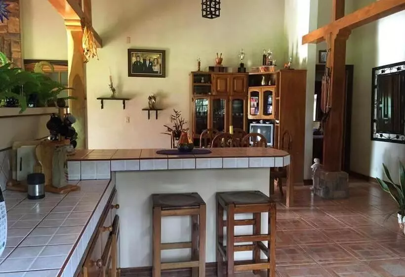 Casa Cora Bed And Breakfast