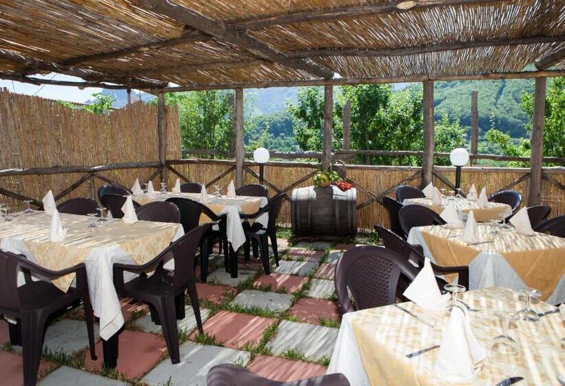 בית מלון כפרי Agriturismo Da Regina