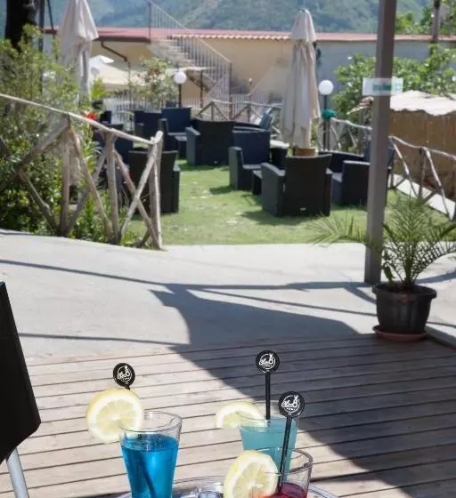 هتل Agriturismo Da Regina