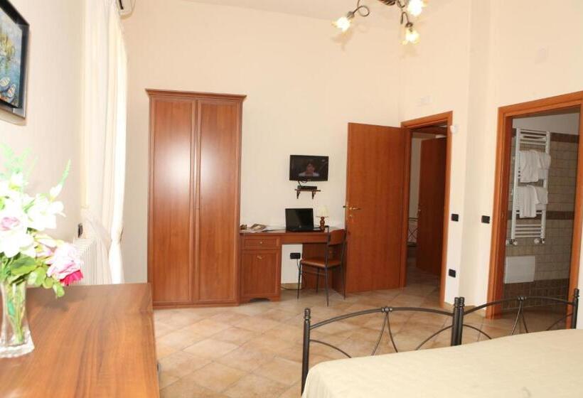 בית מלון כפרי Agriturismo Da Regina