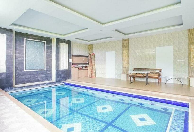 펜션 Reddoorz Near Muaya Beach Jimbaran