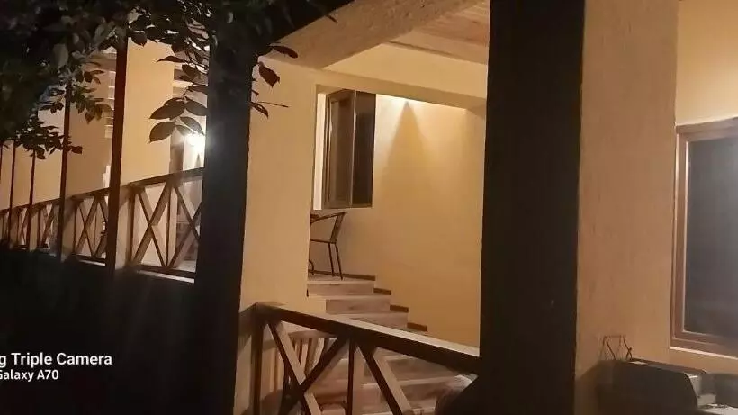 پانسیون Tsinandali Edem   Tsinandlis Edemi   цинандали эдем