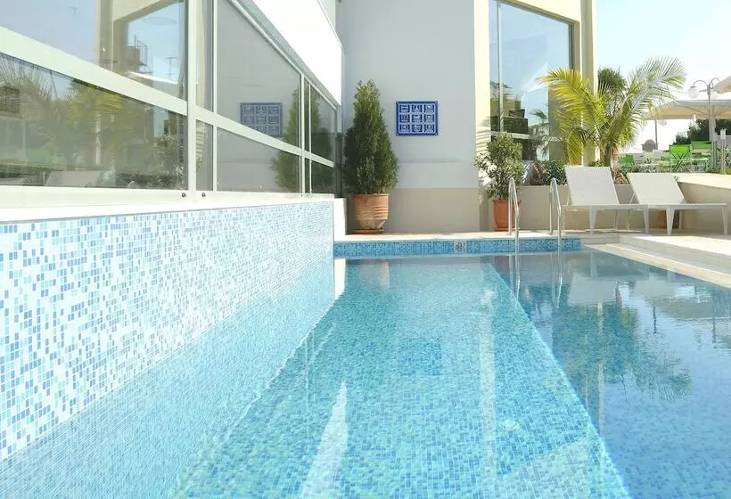 Angela Studios Apartments