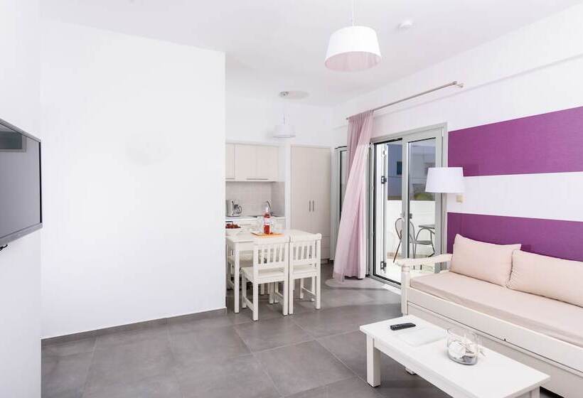 Angela Studios Apartments