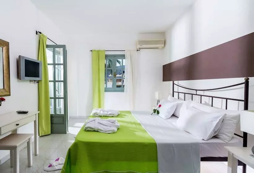 Angela Studios Apartments