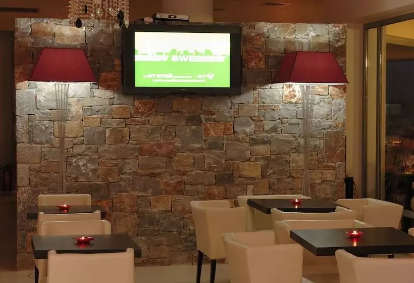 Angela Studios Apartments