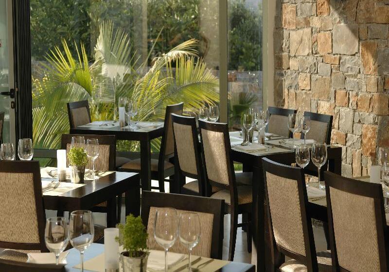 Angela Studios Apartments