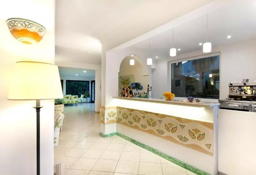 هتل Le Canne Family Resort & Spa