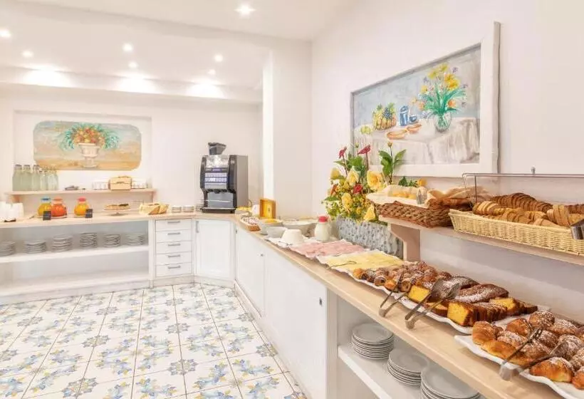 هتل Le Canne Family Resort & Spa