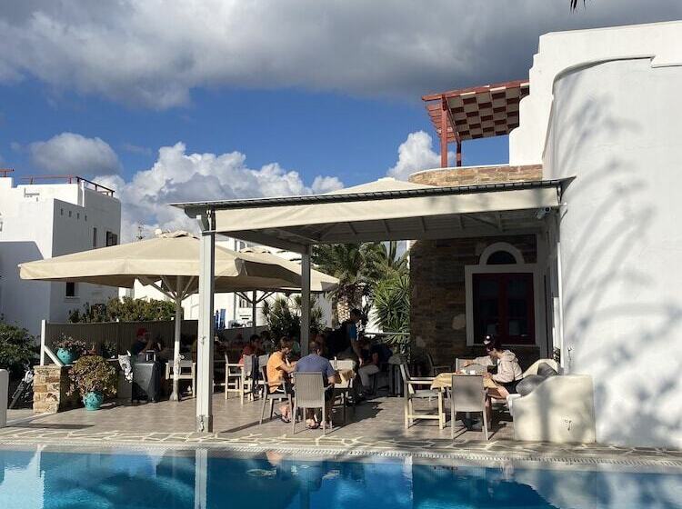 בית מלון כפרי Annita's Village