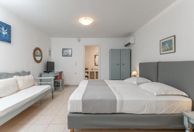 בית מלון כפרי Annita's Village