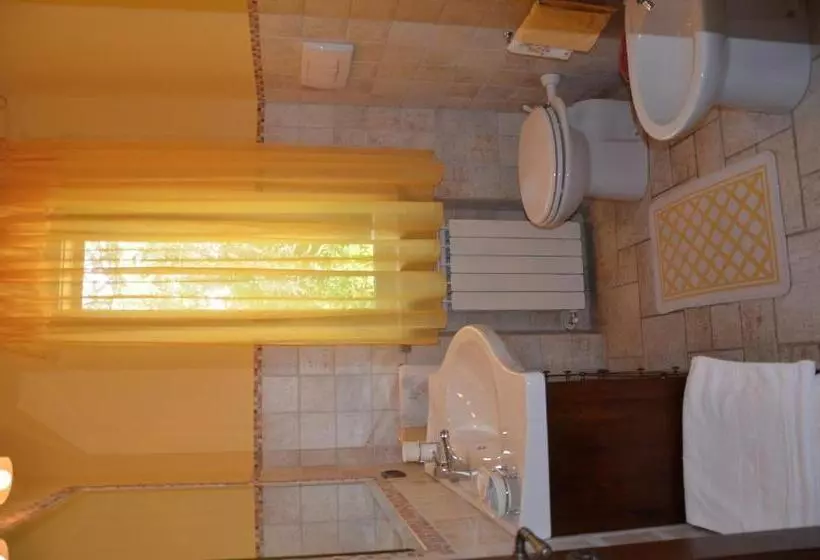 فندق B&b La Terrazza Del Subasio