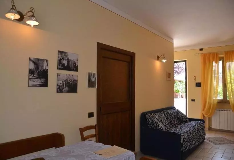 فندق B&b La Terrazza Del Subasio