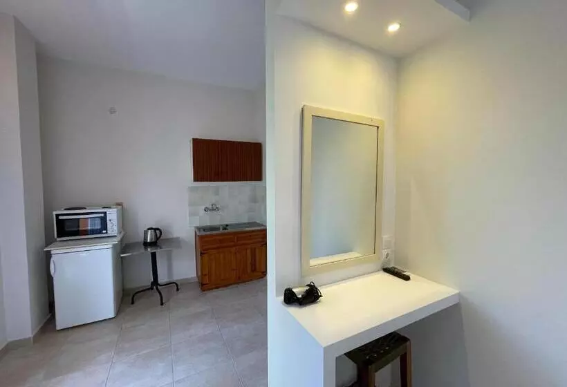 Hotel Benitses Arches