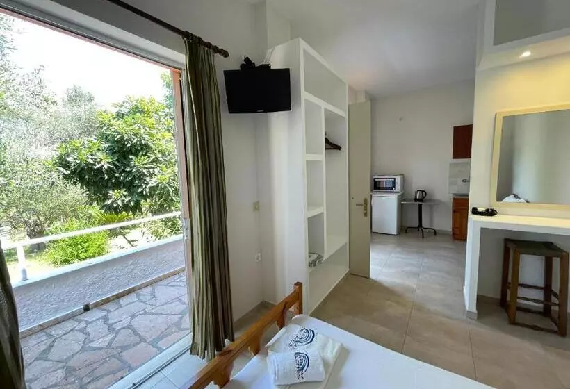 Hotel Benitses Arches