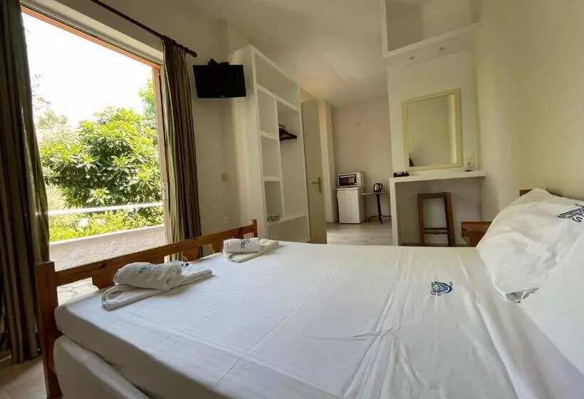 Hotel Benitses Arches