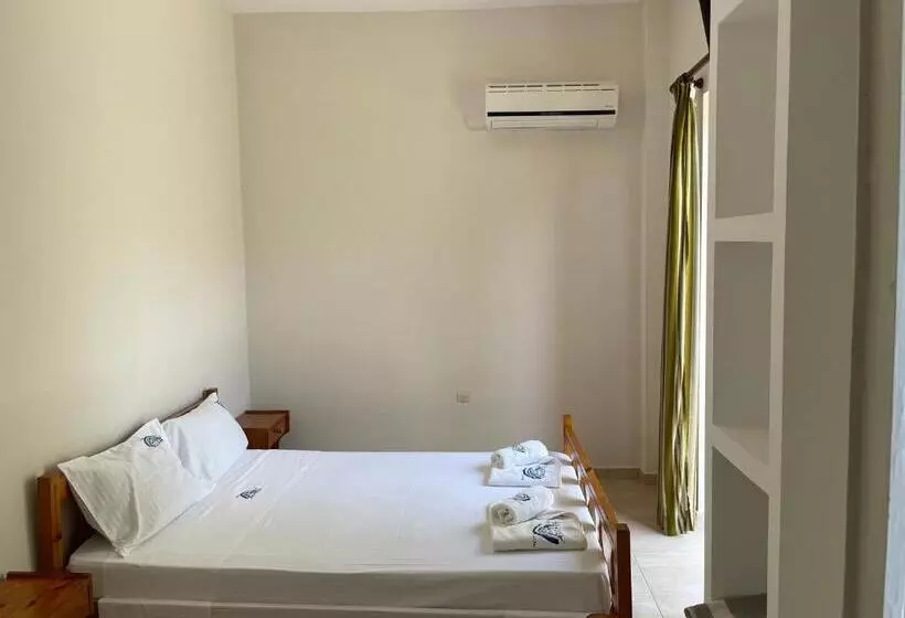 Hotel Benitses Arches