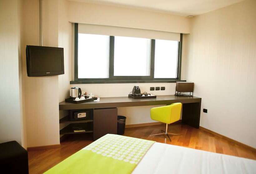 酒店 Best Western Plus The Hub