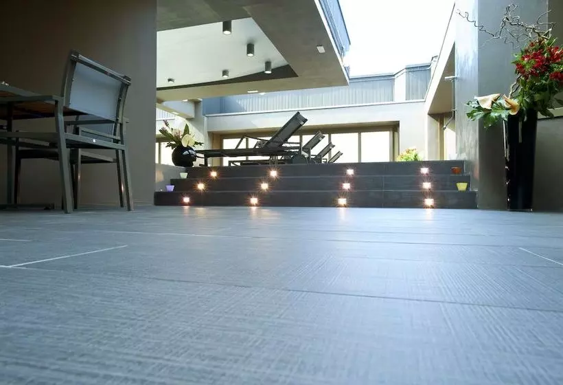 هتل Best Western Plus The Hub