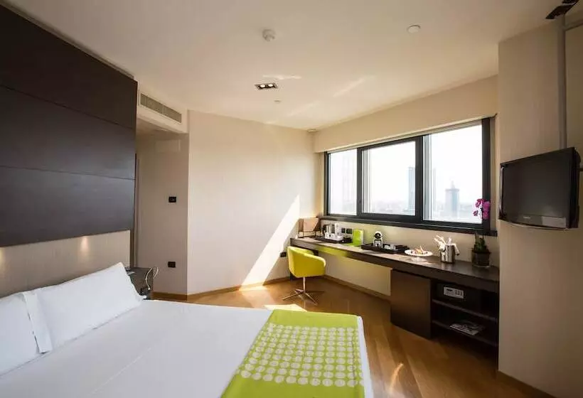 هتل Best Western Plus The Hub