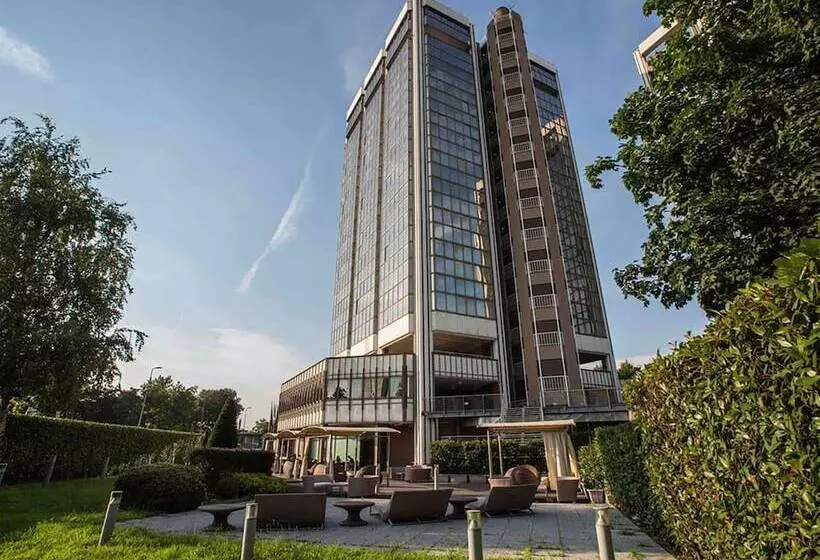 هتل Best Western Plus The Hub