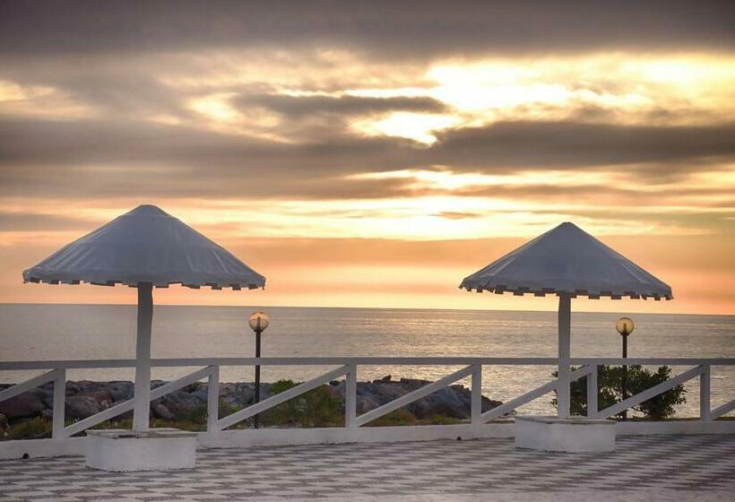 فندق Delle Stelle Beach Resort