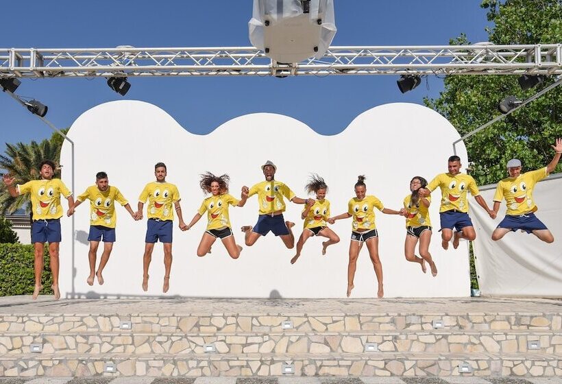 فندق Delle Stelle Beach Resort