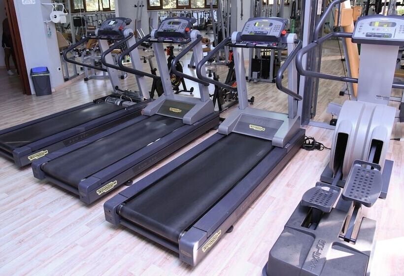 فندق Delle Stelle Beach Resort