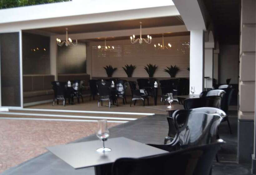 בית מלון כפרי Giulia Ocean Club