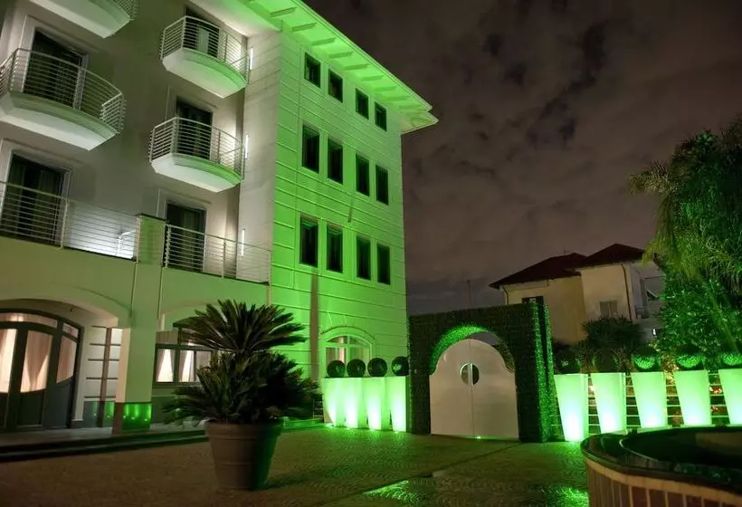 هتل Giulia Ocean Club