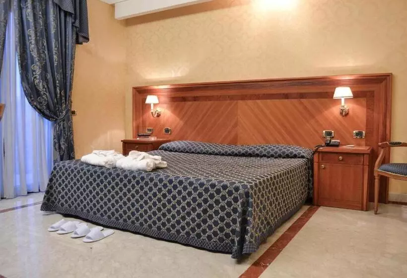 هتل Giulia Ocean Club