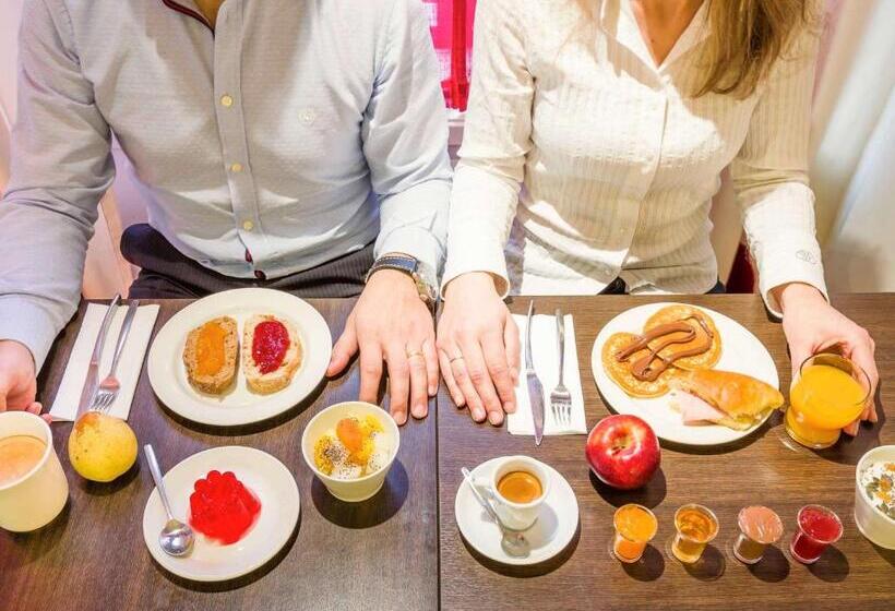 هتل Ibis Porto Centro São Bento