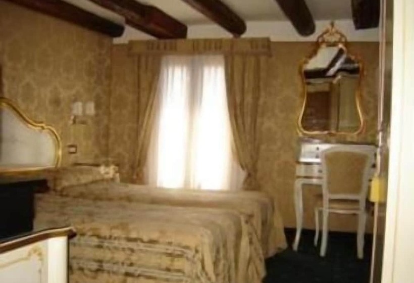 Hotel Locanda Correr