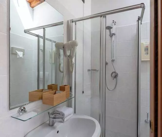 فندق Mantegna Stazione