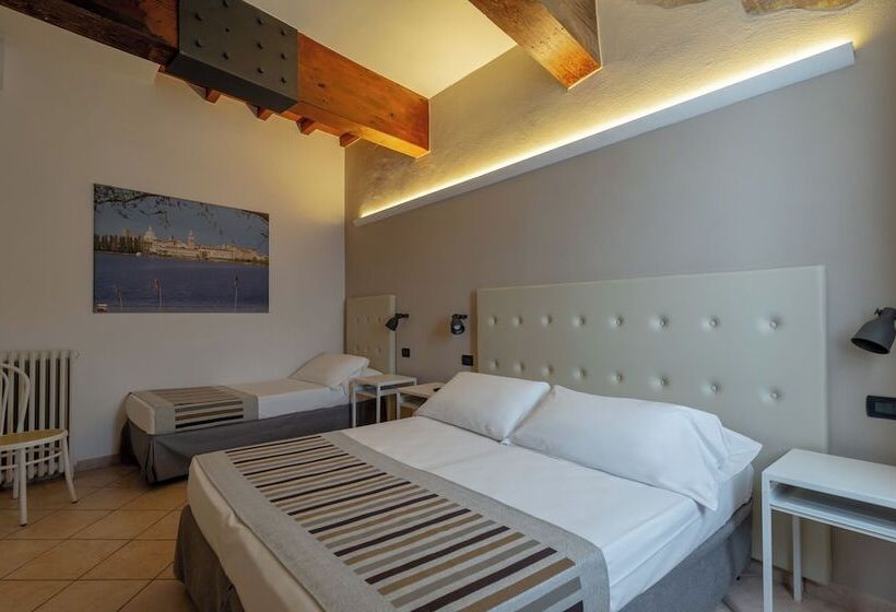 فندق Mantegna Stazione