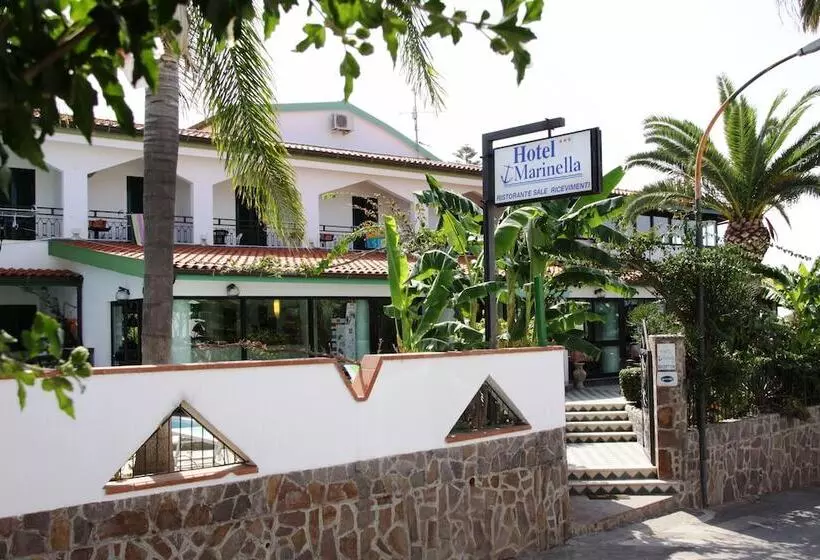 فندق Marinella