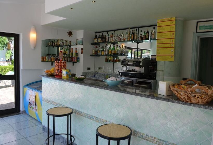 בית מלון כפרי Marinella