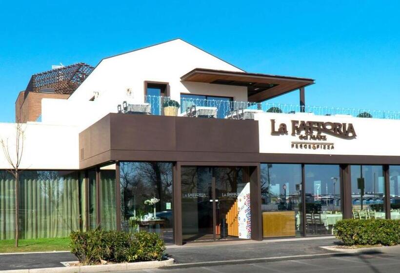 Szálloda Marzia Con Piscina