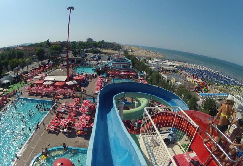 Szálloda Marzia Con Piscina