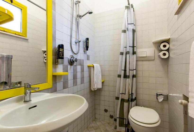 Szálloda Marzia Con Piscina