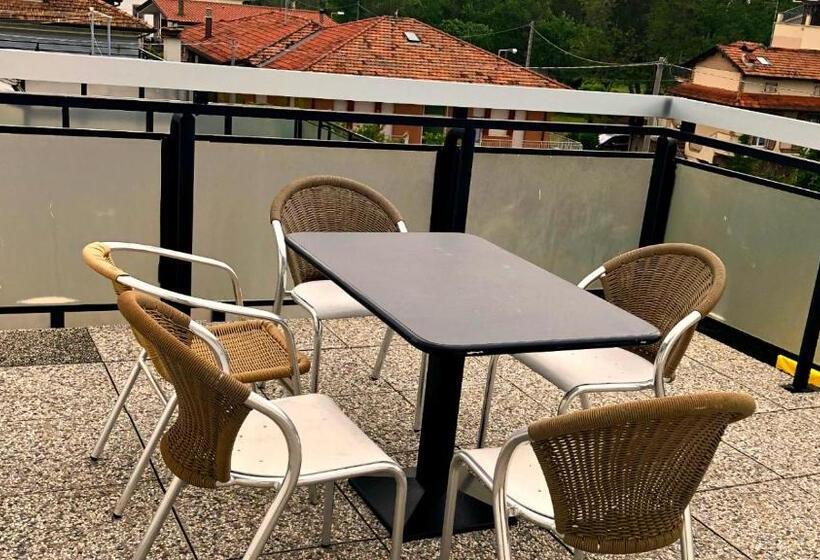 Szálloda Marzia Con Piscina