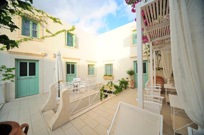 ホテル Mythos Suites Boutique